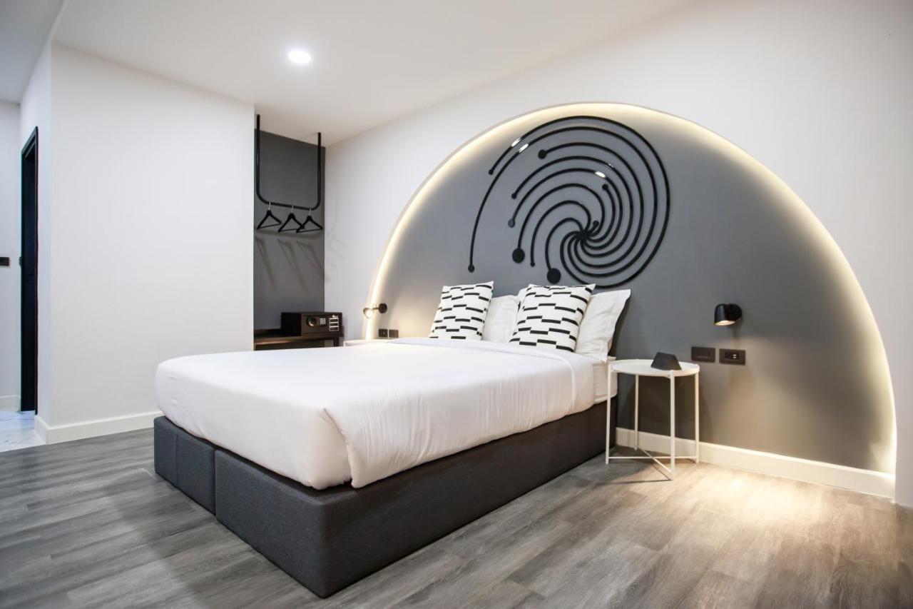 צ'יאנג מאי Sr Grand Hotel Chiangmai מראה חיצוני תמונה