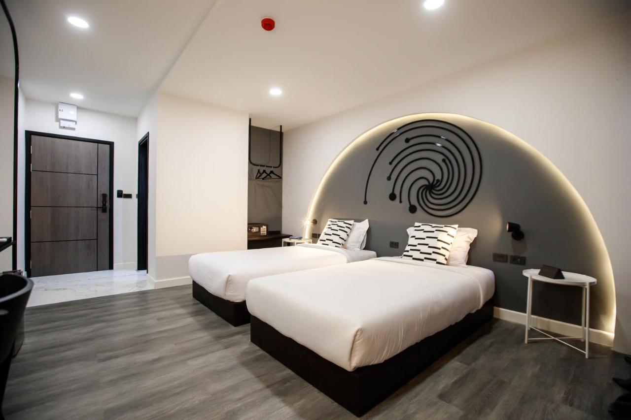 צ'יאנג מאי Sr Grand Hotel Chiangmai מראה חיצוני תמונה